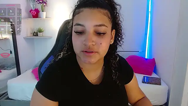 Julia Boobs online show from October 13, 2025, 11:12 am