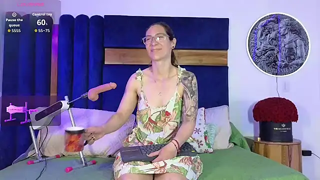 Snapshot of Andromeda-jade chatting on June 4, 2026, 6:40 am Andromeda-jade online show from June 4, 2026, 6:40 am