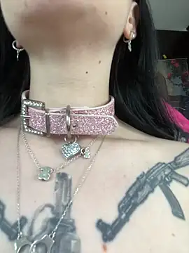 Molly  Moon online show from February 20, 2026, 6:19 am