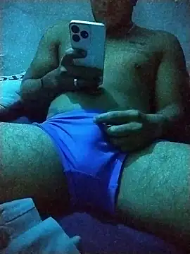 Snapshot of Woofer_dick chatting on November 28, 2025, 4:12 am Woofer dick online show from November 28, 2025, 4:12 am