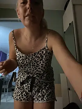 MerlinDave online show from November 1, 2025, 12:50 am