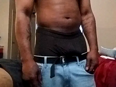 tramont1 online show from March 17, 2025, 3:36 am