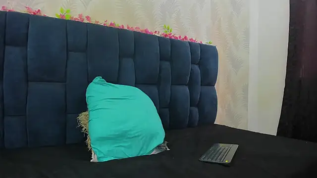 Snapshot of Ammy_Connor1 chatting on February 16, 2026, 9:02 pm Ammy Connor1 online show from February 16, 2026, 9:02 pm