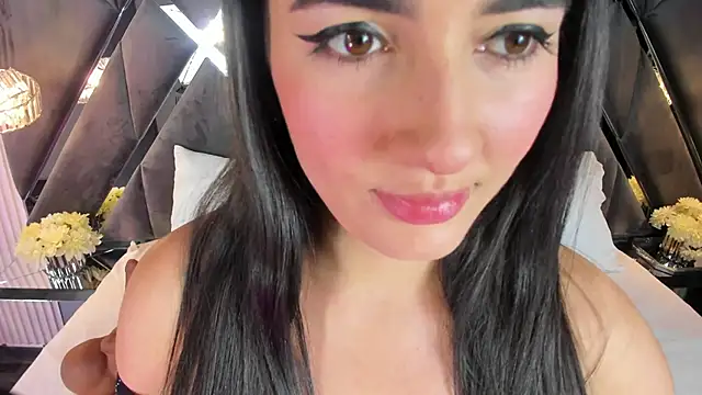 MaluDiaz online show from March 19, 2026, 5:02 pm