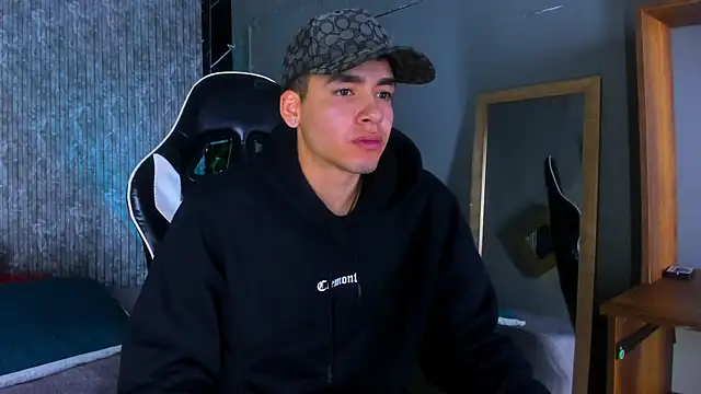 Mike 0233  online show from March 14, 2025, 3:26 am