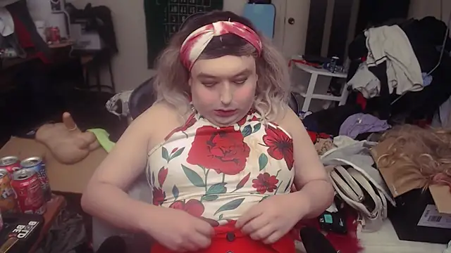 Chrissie Ohna online show from February 8, 2025, 10:19 pm