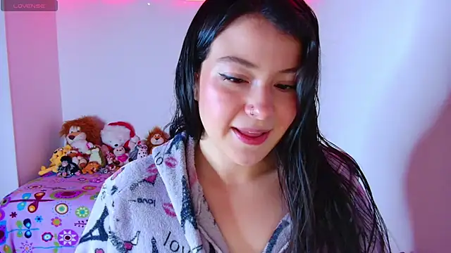 juli05star20 online show from November 30, 2025, 12:22 am