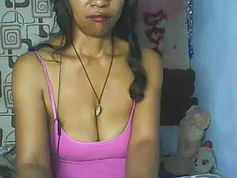 Snapshot of nene_belle chatting on April 19, 2026, 6:10 pm nene belle online show from April 19, 2026, 6:10 pm