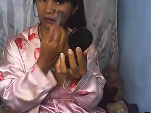 nene belle online show from November 2, 2025, 7:57 am