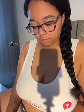 XMara online show from March 18, 2026, 4:30 pm