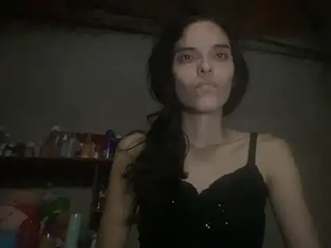 lilithanderson online show from April 14, 2026, 7:46 am