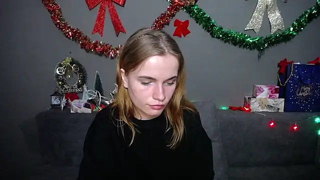 MargaritaKiss online show from December 15, 2025, 7:31 pm