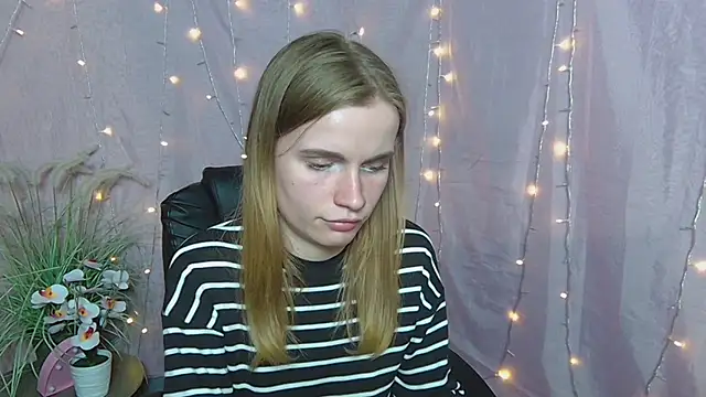 Snapshot of MargaritaKiss chatting on April 23, 2026, 7:37 pm MargaritaKiss online show from April 23, 2026, 7:37 pm