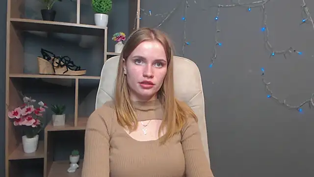 MargaritaKiss online show from November 30, 2025, 8:20 pm