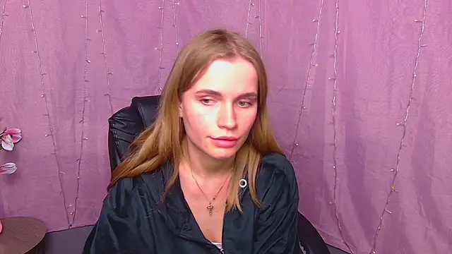 MargaritaKiss online show from March 27, 2026, 8:43 pm