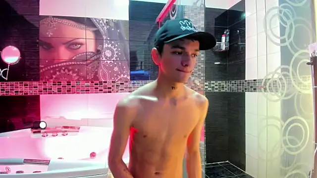 Snapshot of SexyJuliii21 chatting on October 15, 2025, 12:20 am SexyJuliii21 online show from October 15, 2025, 12:20 am