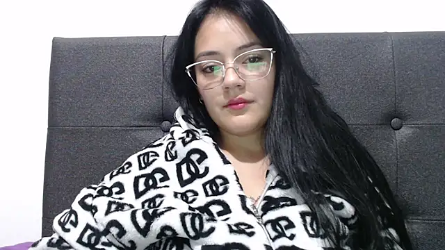 Snapshot of Alisha_99 chatting on October 12, 2025, 12:56 am Alisha 99 online show from October 12, 2025, 12:56 am