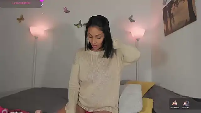 Mila-yang online show from December 20, 2025, 5:21 am