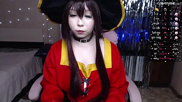 Snapshot of Vanessa_AmiX chatting on December 19, 2024, 10:24 am Vanessa AmiX online show from December 19, 2024, 10:24 am