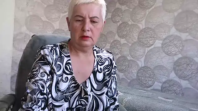 Snapshot of NicoleOlla chatting on October 16, 2025, 2:42 am NicoleOlla online show from October 16, 2025, 2:42 am