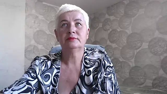 Snapshot of NicoleOlla chatting on October 17, 2025, 9:23 am NicoleOlla online show from October 17, 2025, 9:23 am