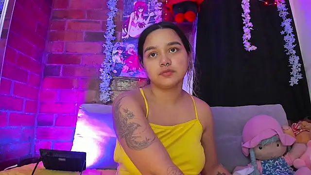 Snapshot of Pucaa_ chatting on September 12, 2025, 11:26 pm Pucaa online show from September 12, 2025, 11:26 pm