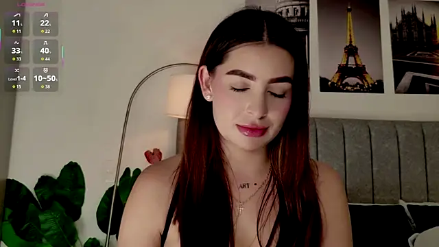 Snapshot of caralella chatting on June 23, 2026, 7:56 pm caralella online show from June 23, 2026, 7:56 pm