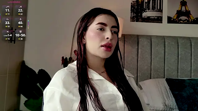 Snapshot of caralella chatting on May 17, 2026, 7:58 pm caralella online show from May 17, 2026, 7:58 pm