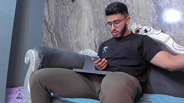 Liam Kleiin online show from March 11, 2025, 11:33 am