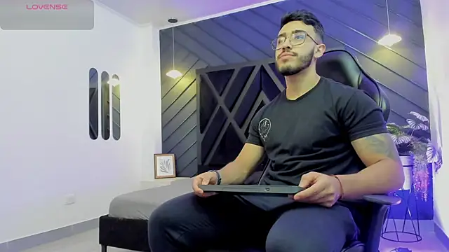 Liam Kleiin online show from October 11, 2025, 11:22 am