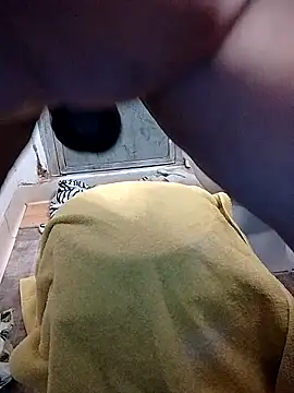 Snapshot of Roleplay2323 chatting on October 21, 2025, 4:12 am Roleplay2323 online show from October 21, 2025, 4:12 am