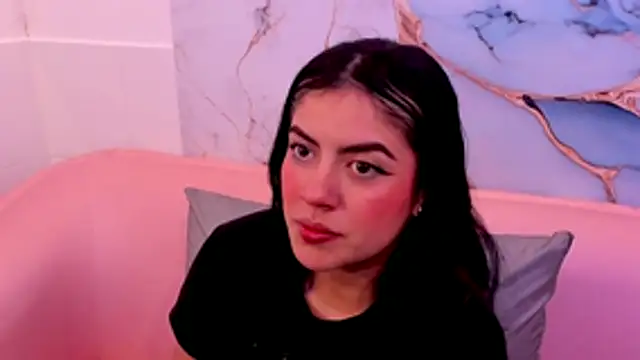 taylor cupper online show from November 9, 2025, 3:21 am