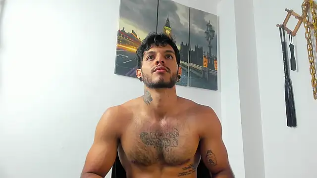 JuanBlade online show from December 17, 2025, 2:49 am