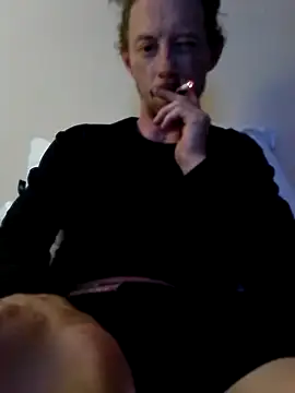 elmerfuddin87 online show from September 27, 2025, 3:45 am