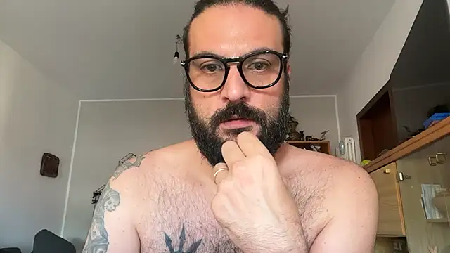 beardo85 online show from June 23, 2026, 12:47 pm