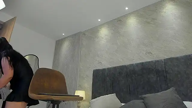 Snapshot of lola__sweetx chatting on October 28, 2025, 12:15 pm lola sweetx online show from October 28, 2025, 12:15 pm