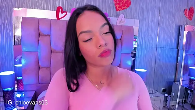 Snapshot of Chloe_evans__ chatting on September 24, 2025, 11:39 am Chloe evans online show from September 24, 2025, 11:39 am