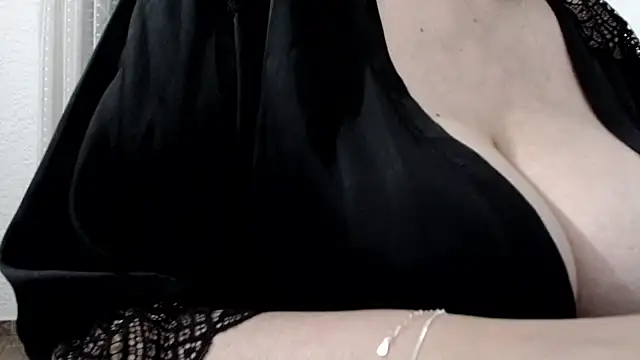 Snapshot of missdaniels chatting on January 13, 2026, 12:15 am missdaniels online show from January 13, 2026, 12:15 am