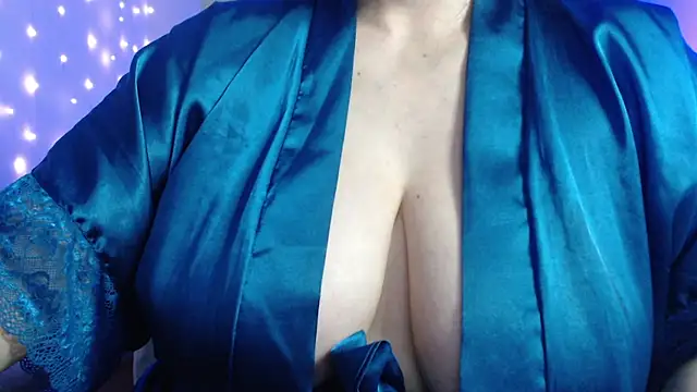 Snapshot of missdaniels chatting on January 11, 2025, 2:52 am missdaniels online show from January 11, 2025, 2:52 am