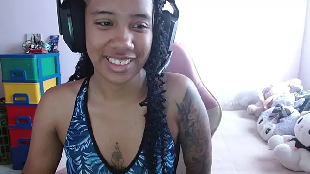 TiffanyRoouse online show from December 2, 2025, 8:21 pm