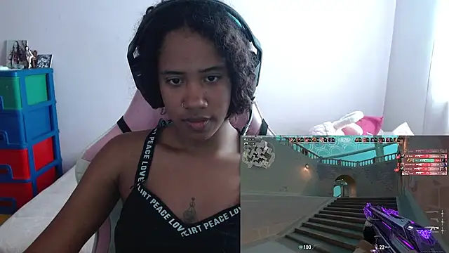 TiffanyRoouse online show from March 8, 2025, 8:25 pm