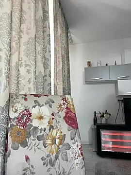 Snapshot of _adelle chatting on January 18, 2026, 9:56 am adelle online show from January 18, 2026, 9:56 am