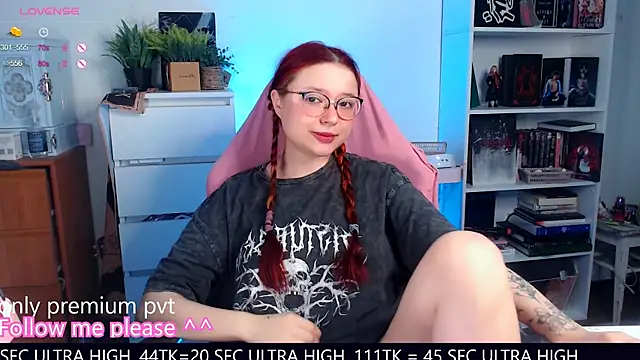 me  hanna online show from November 10, 2025, 10:26 pm