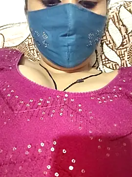 Snapshot of Archna-ji chatting on February 23, 2025, 5:39 pm Archna-ji online show from February 23, 2025, 5:39 pm