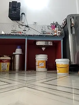 Snapshot of Archna-ji chatting on November 6, 2025, 5:44 am Archna-ji online show from November 6, 2025, 5:44 am