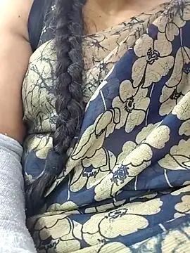 Snapshot of Archna-ji chatting on February 19, 2026, 7:16 am Archna-ji online show from February 19, 2026, 7:16 am