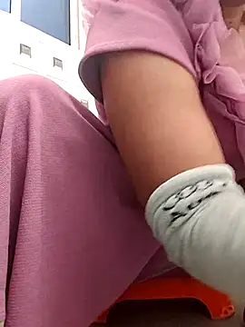 Snapshot of Archna-ji chatting on February 13, 2026, 5:18 am Archna-ji online show from February 13, 2026, 5:18 am