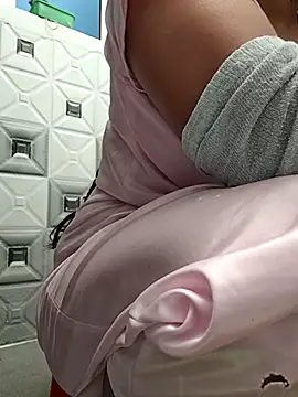 Snapshot of Archna-ji chatting on February 10, 2026, 5:50 am Archna-ji online show from February 10, 2026, 5:50 am