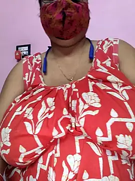 Snapshot of Kayra_34 chatting on April 24, 2026, 5:37 pm Kayra 34 online show from April 24, 2026, 5:37 pm