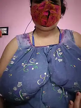 Snapshot of Kayra_34 chatting on May 15, 2026, 4:32 am Kayra 34 online show from May 15, 2026, 4:32 am